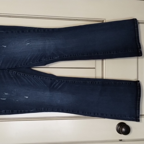 Universal Thread Skinny Midrise Bootcut Denim Jeans Size 10/30R Distressed - Picture 3 of 13